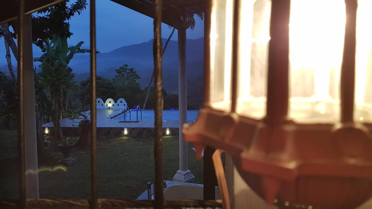 Galkanda Walawwa Kandy Exterior photo